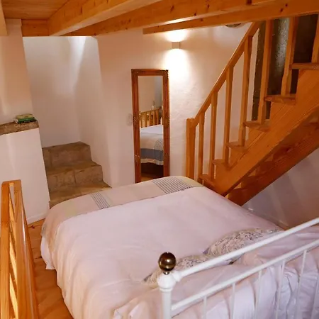 Ola Belem! Cozy Windmill, Stunning Views To Lisboa Bed & Breakfast