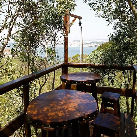 Bed & Breakfast Ola Belem! Cozy Windmill, Stunning Views To Lisboa