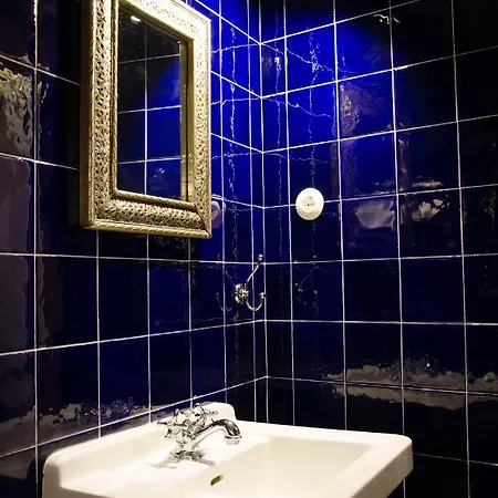 Ola Belem! Cozy Windmill, Stunning Views To Lisboa Bed & Breakfast Caparica
