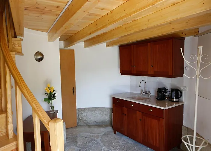 Bed & Breakfast Ola Belem! Cozy Windmill, Stunning Views To Lisboa Caparica