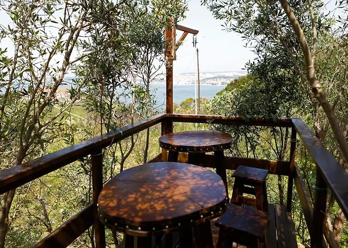Bed & Breakfast Ola Belem! Cozy Windmill, Stunning Views To Lisboa